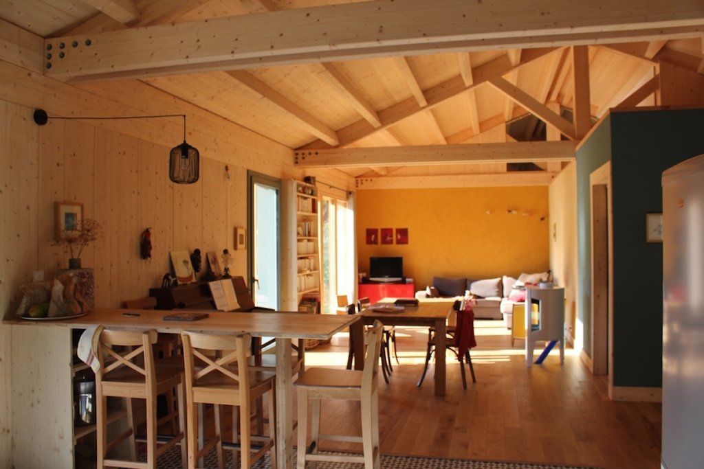 Intérieur en bois maison homelib Intérieur de maison en bois